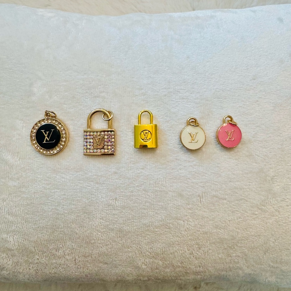 Louis Vuitton Charm Necklace with Black and Crystal Accents - Picture 6 of 7